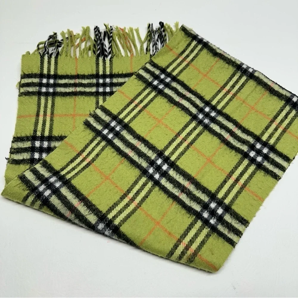 Burberry London  Lime and Black 100%Cashmere Scarf